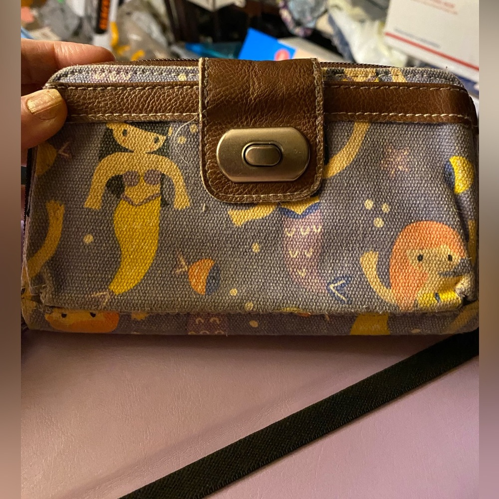 UNIONBAY Canvas Mermaid Print Wallet with Brown Leather Trim - Picture 1 of 13